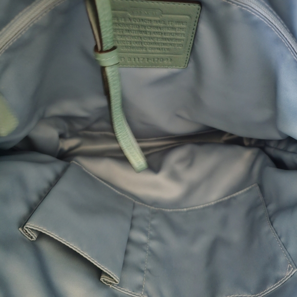 Coach Vintage Leather Seafoam Green Bag with Carrying Handles - Picture 9 of 9